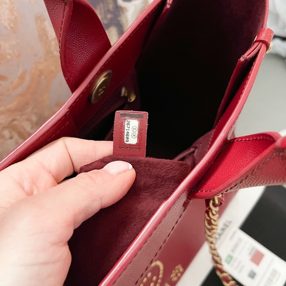 Sold! Chanel Medium Deauville Caviar Studded Red Leather Tote - Picture 12 of 15